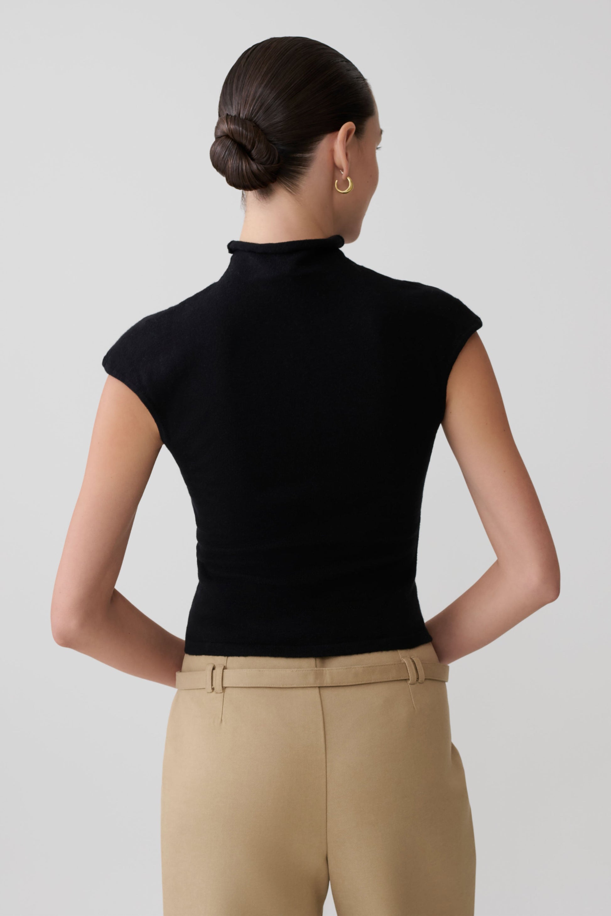 Sonny Short Sleeve Knit Top - Black #2