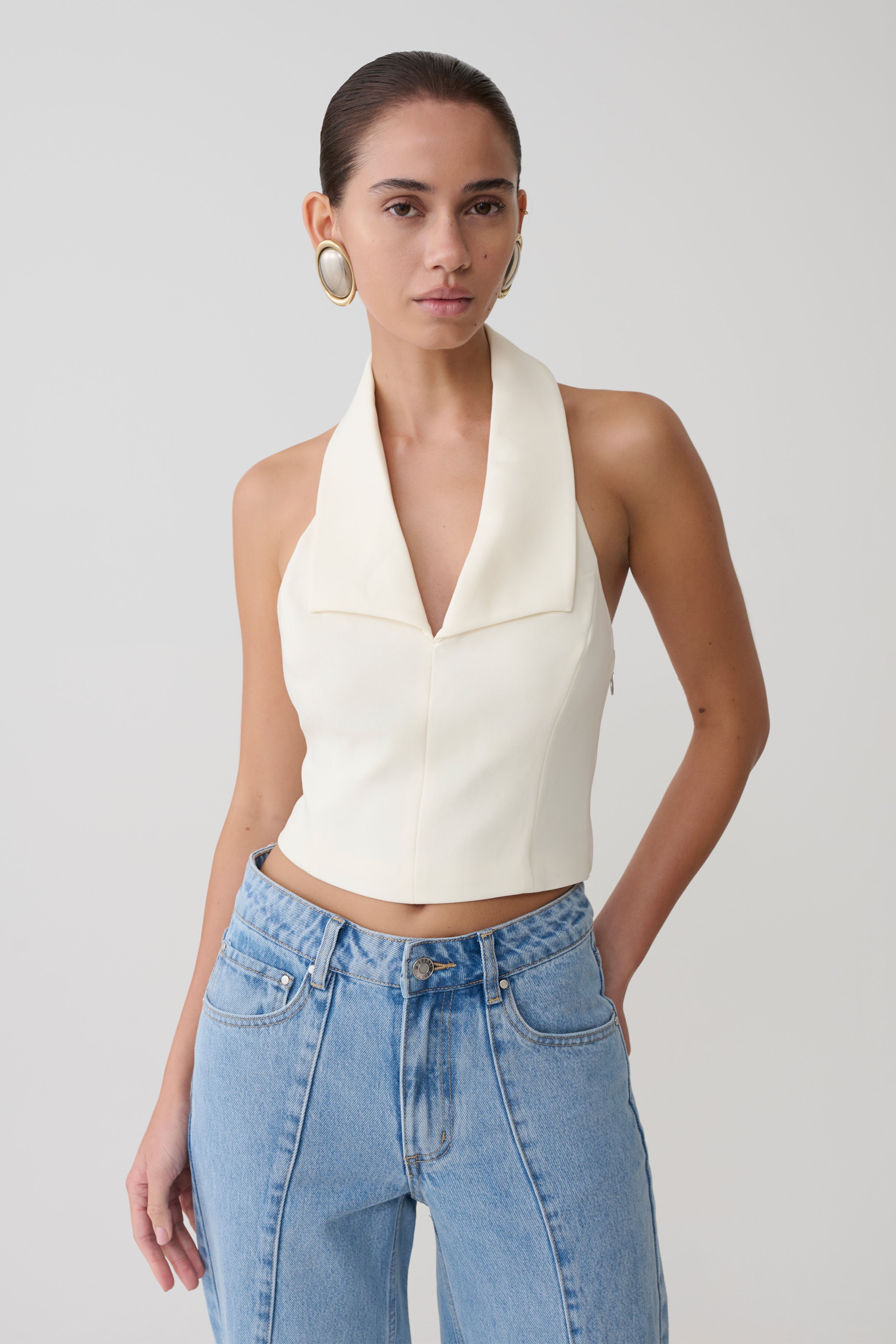 Calla Collared Sleeveless Halter Top - Ivory | MESHKI UK