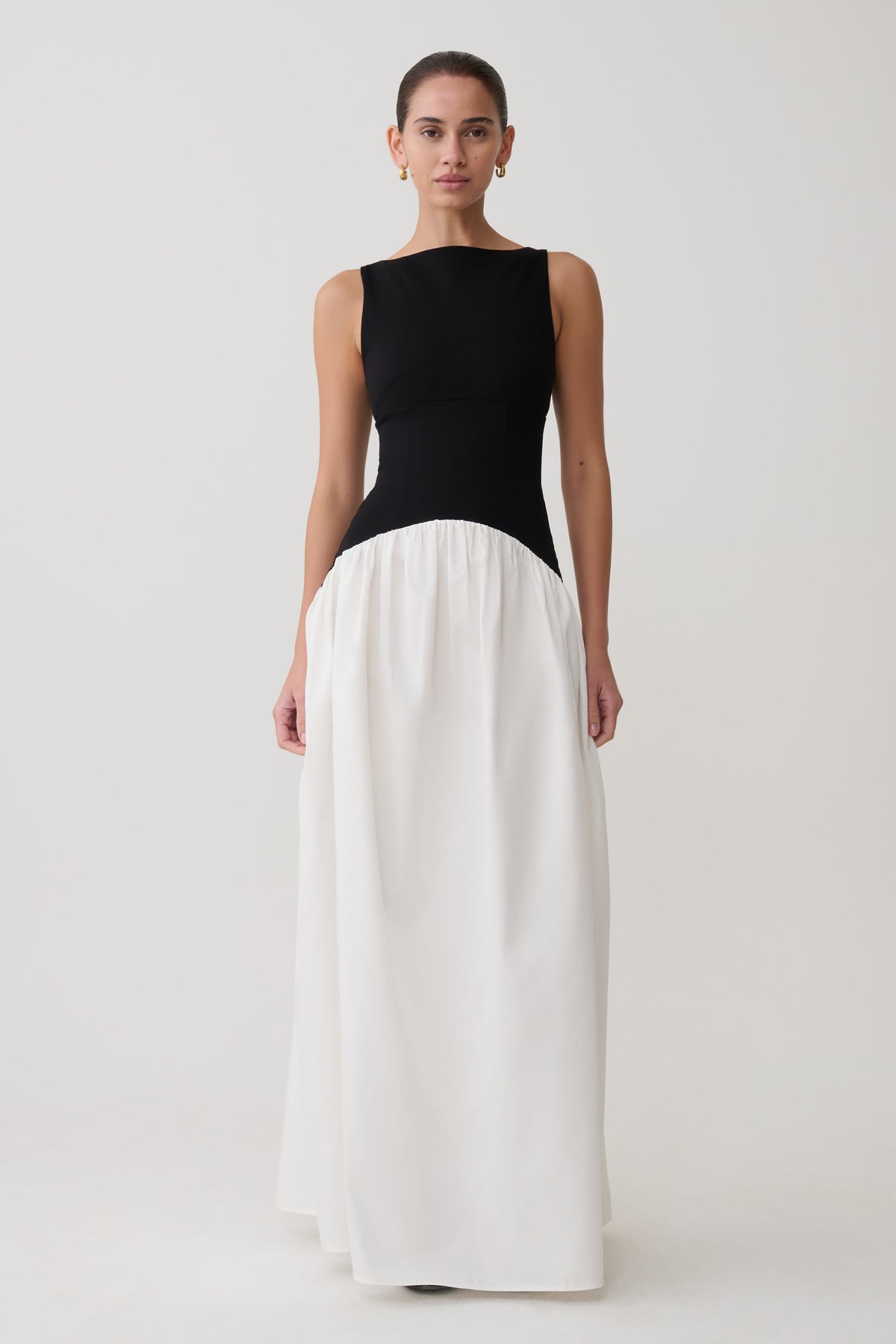 Acacia Contrast Sleeveless Maxi Dress - Black/White