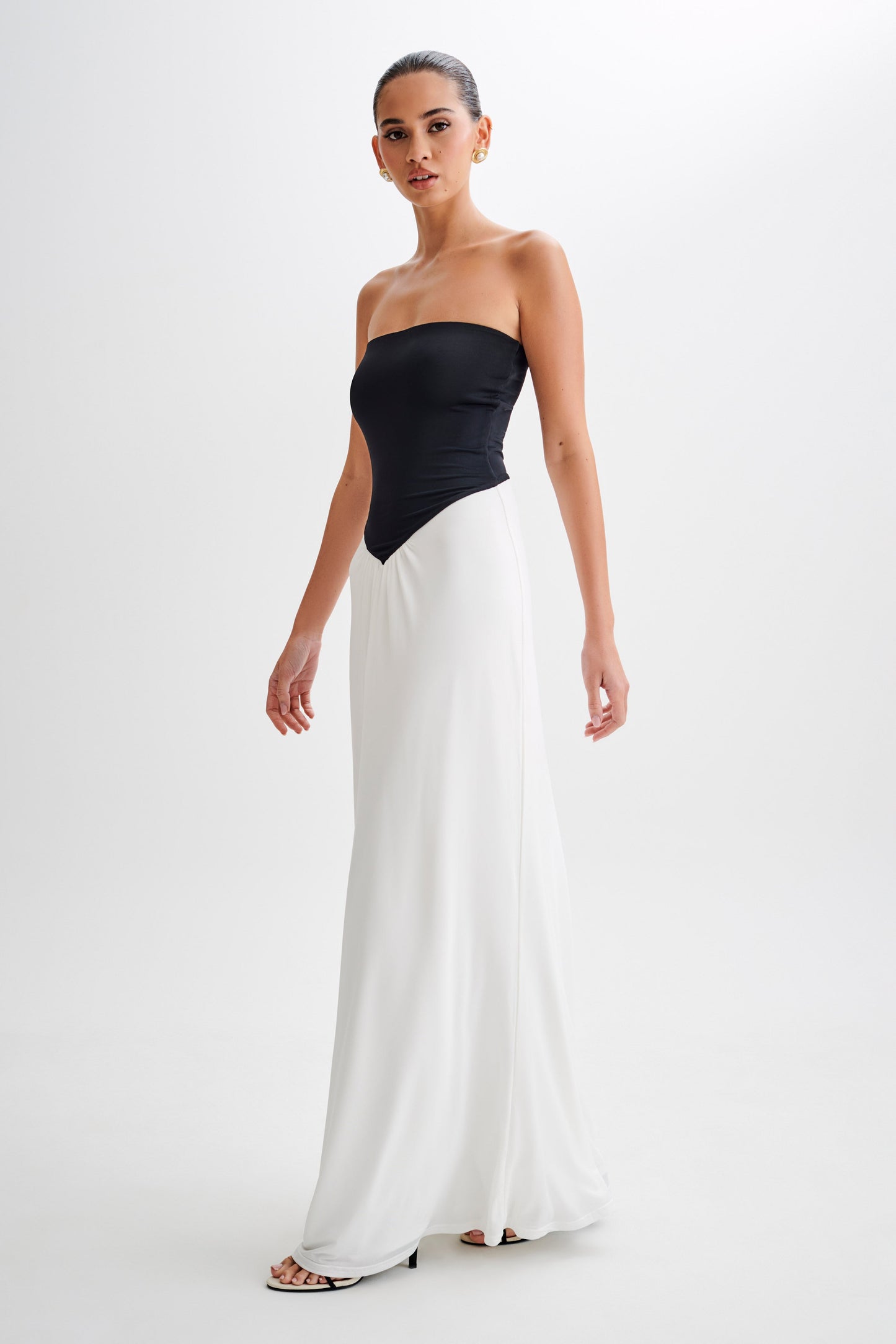 Ruby Strapless Slinky Maxi Dress - Black/White