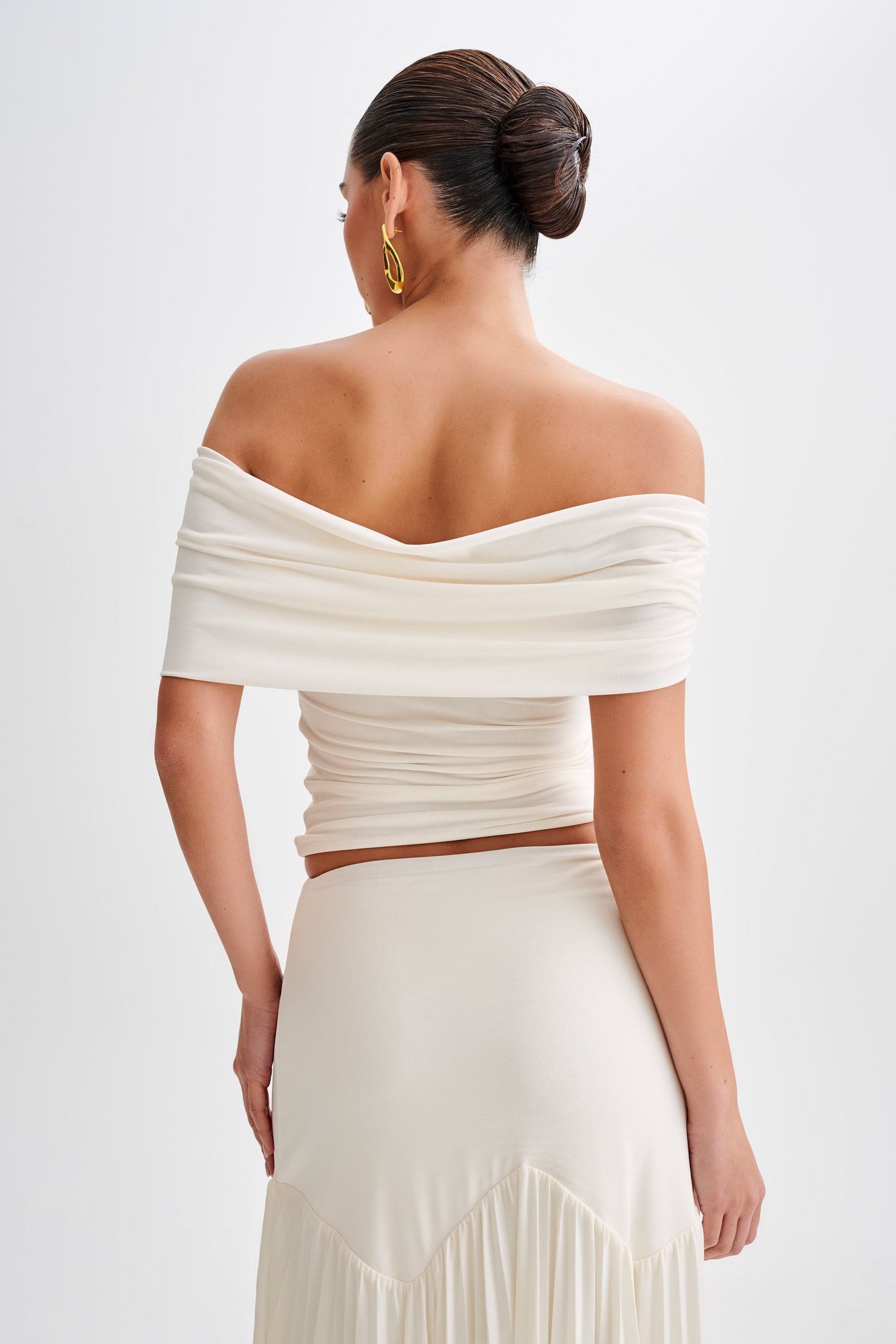 Lourdes Slinky Off Shoulder Top - Ivory