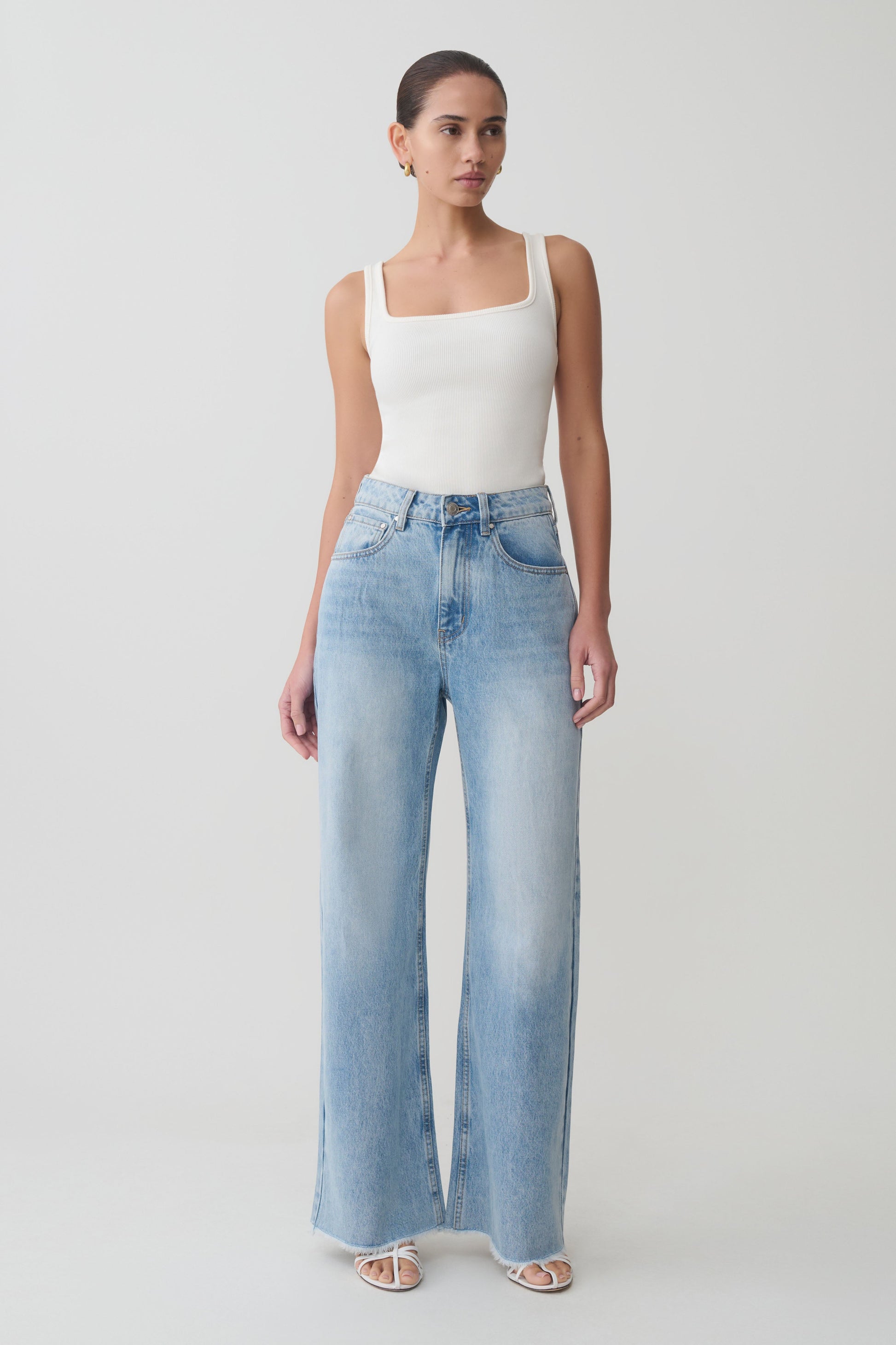 Sebastian Straight Leg Denim Jeans With Fray Hem - Washed Light Blue #4