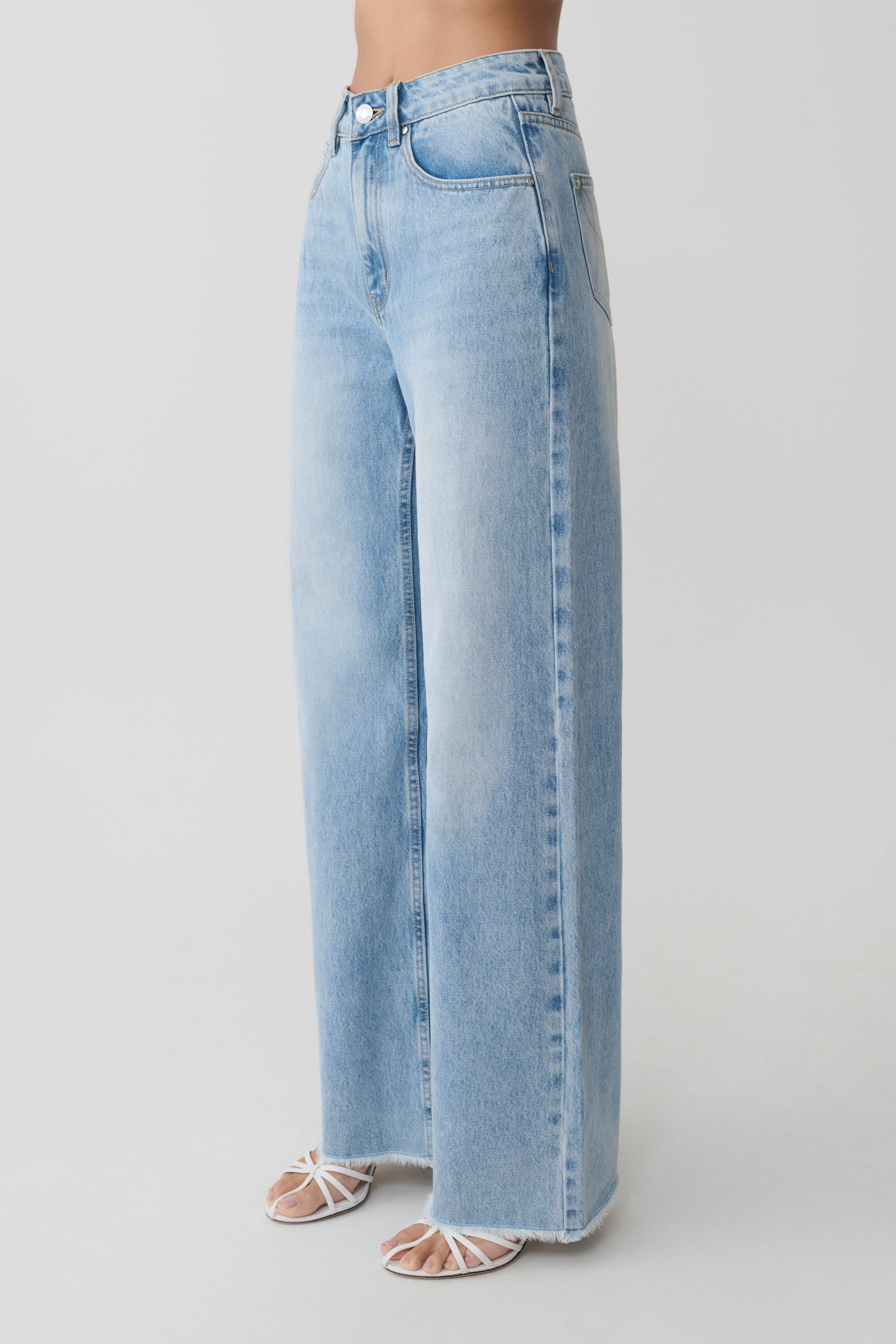Sebastian Straight Leg Denim Jeans With Fray Hem - Washed Light Blue #10
