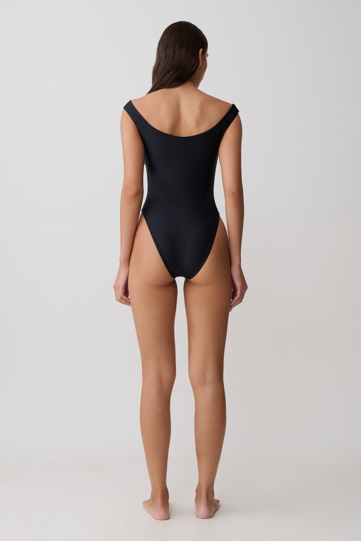 Yumi U-Wire Plunge One Piece Swimsuit - Black #9
