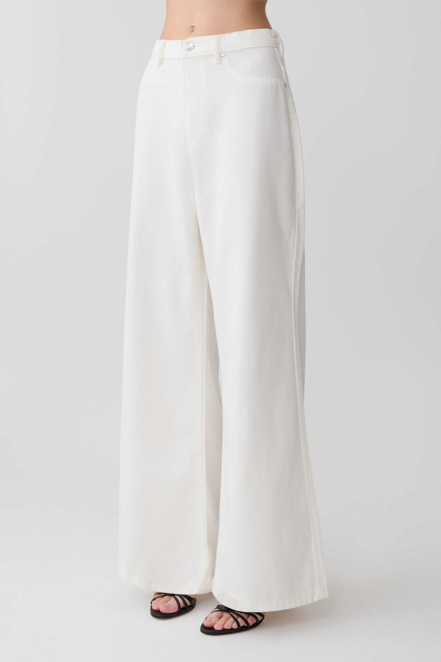 Shae Wide Leg Denim Jeans - White