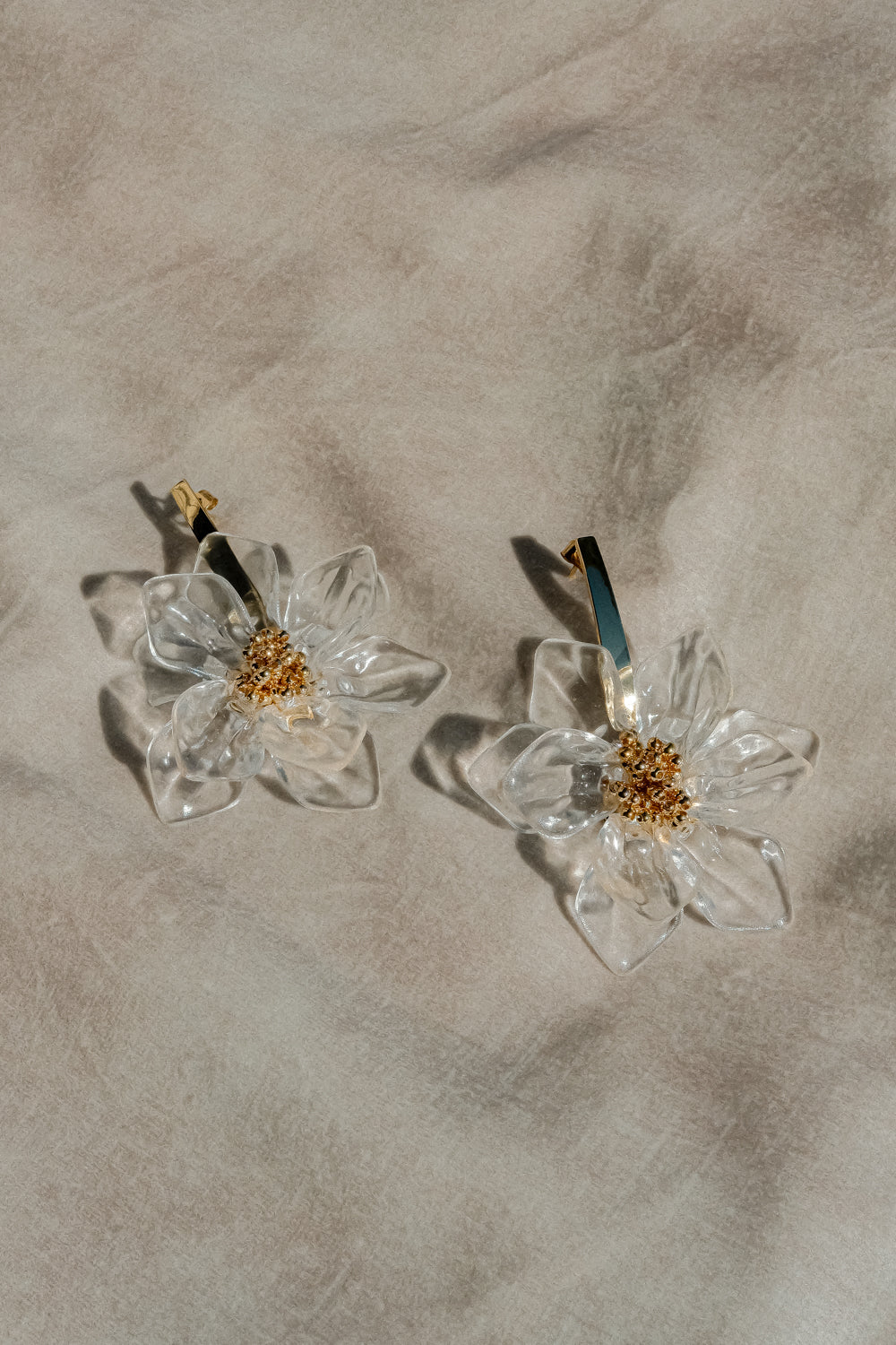 Naomi Acrylic Flower Earring - Gold