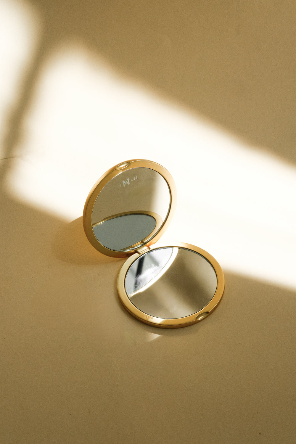 REFY Gift Box - M-List Exclusive #6