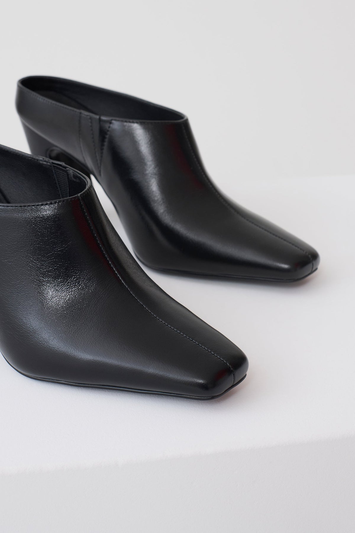 Conne Pointed Mule Wedge - Black #3