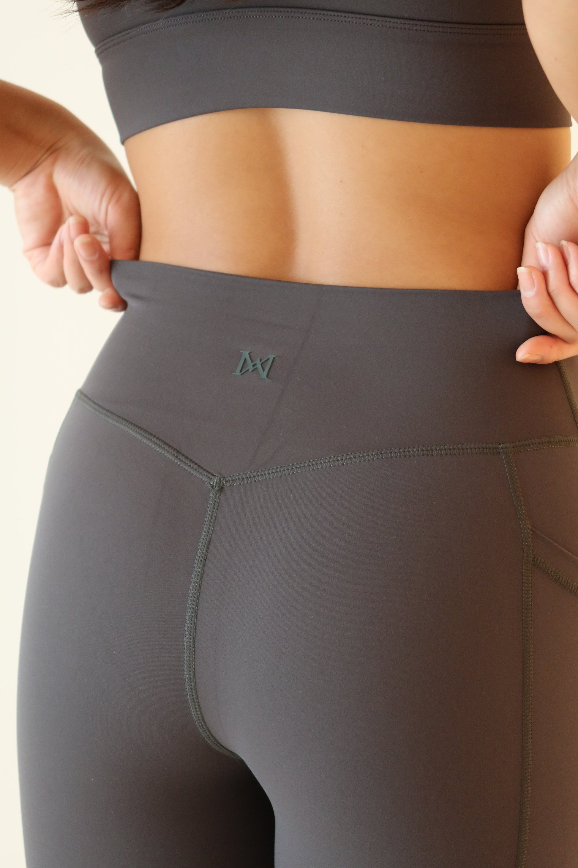 Briar V Back Leggings With Pockets - Charcoal #3