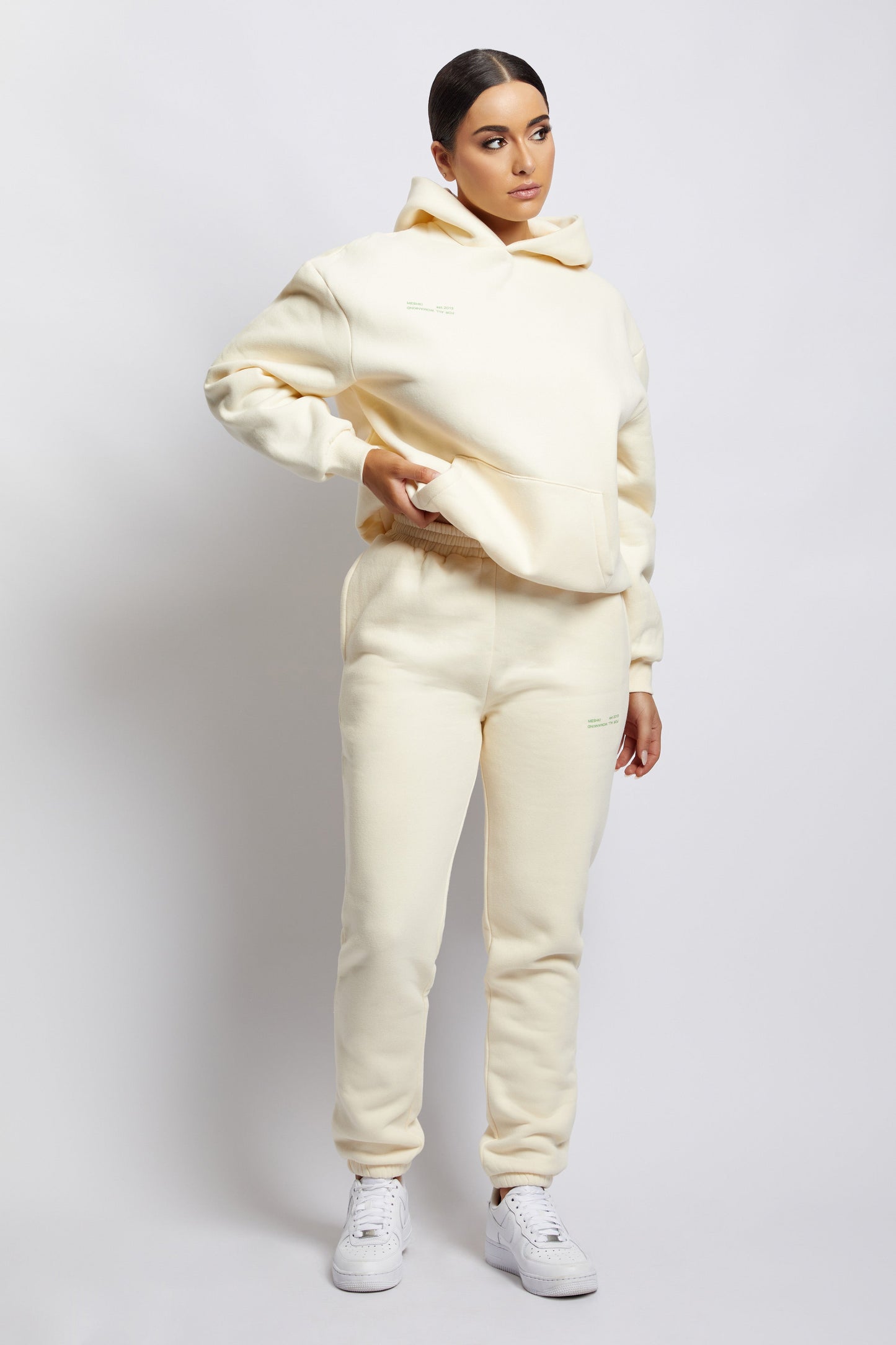 Camille Oversized Fleeceback Jogger - Marshmallow