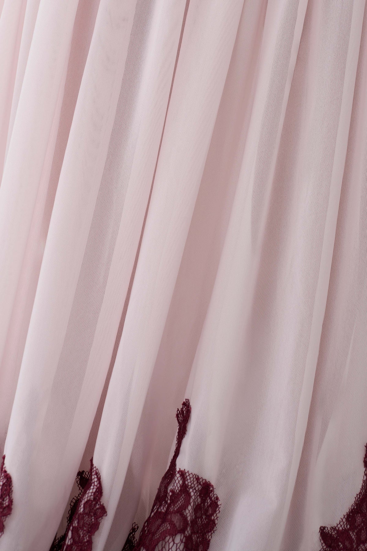 Leeana Jersey And Lace Halter Maxi Dress - Burgundy/Pink
